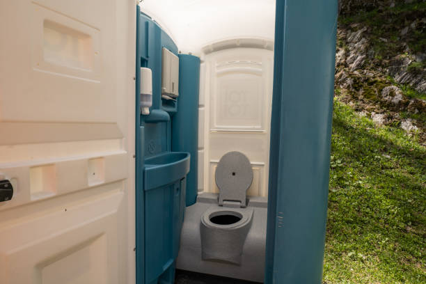 Best Porta potty delivery and setup  in Hughestown, PA